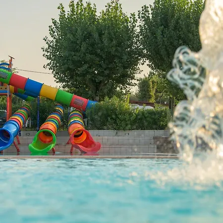 Camping Fontanelle 4*